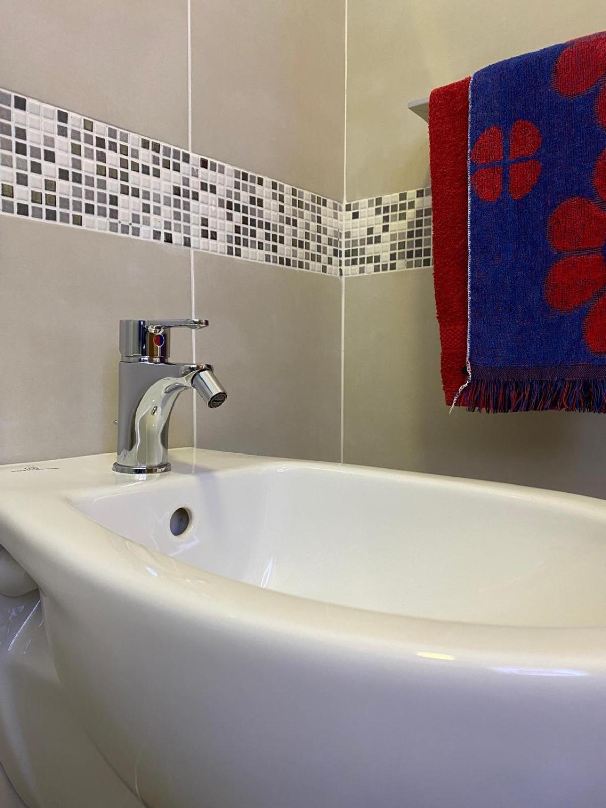 B&B Tequila Olbia Ngoại thất bức ảnh